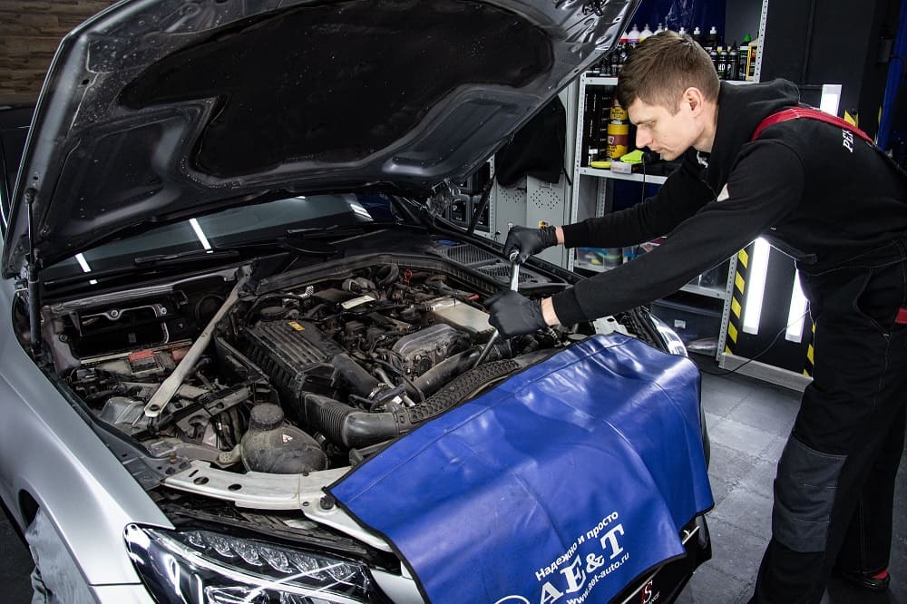 Ремонт и обслуживание автомобиля. 